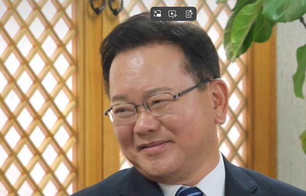 쿠팡플레이 화면 캡처