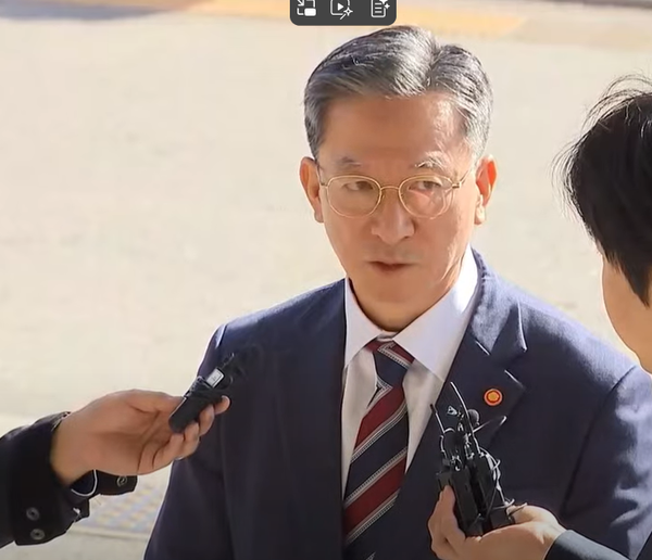 본지 저장 사진